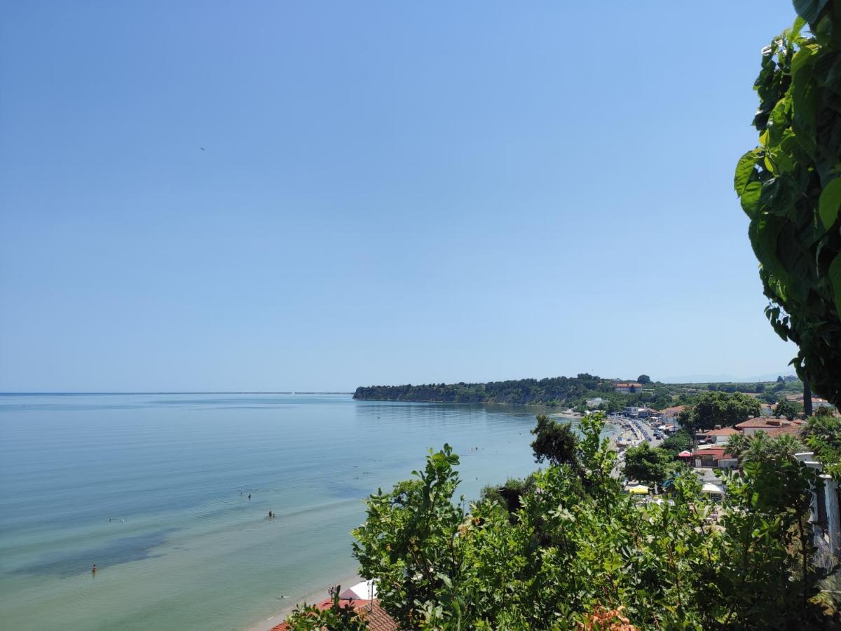 White Clam Vintage House With Sea View & Garden Villa Makrygialos Bagian luar foto