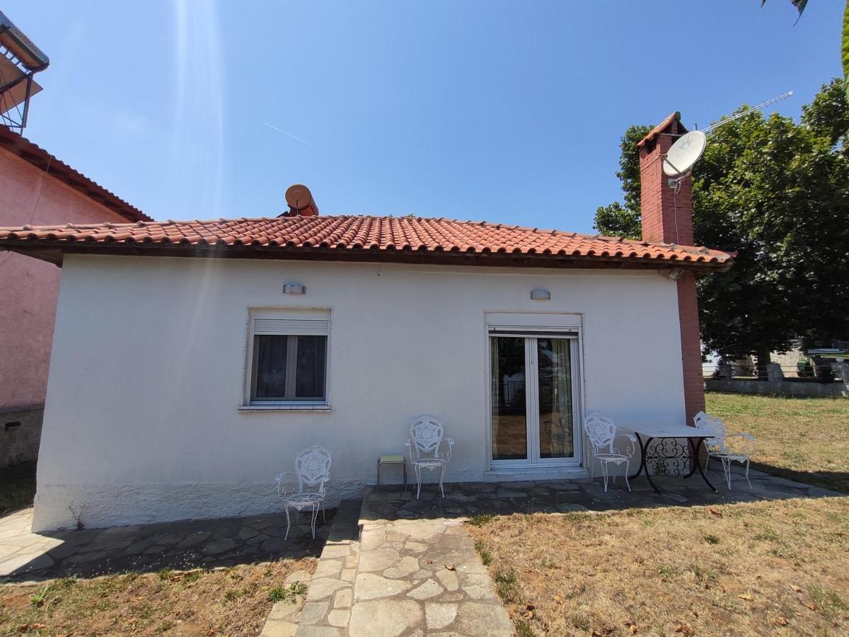 White Clam Vintage House With Sea View & Garden Villa Makrygialos Bagian luar foto